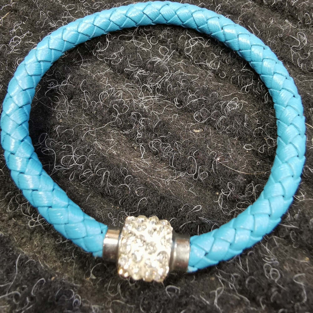 Elegant Blue Braided Bracelet with Silver And Rhinestone Accents